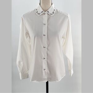 Talbots Petites White Blouse Embroidered Collar Long Sleeve Button Down Size 4